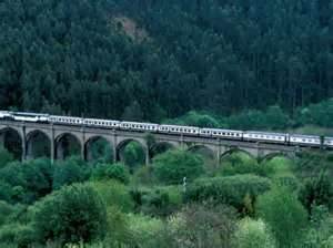 Take the Luxury Train Transcantabrico in Spain’s most beautiful landscape