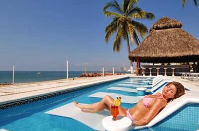 Puerto Vallarta offers beautiful beaches of Mexico.