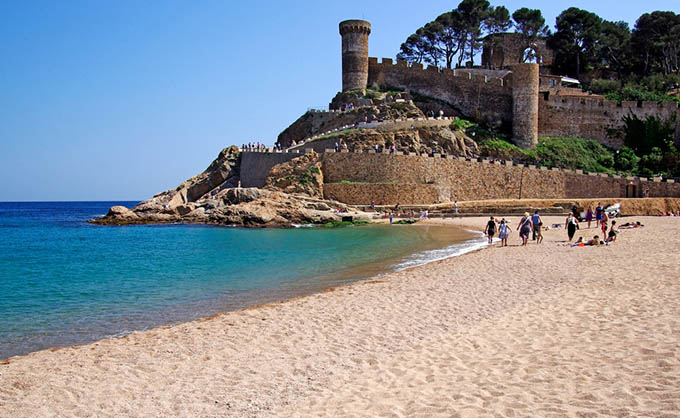 The 20 best beaches in Spain according to users