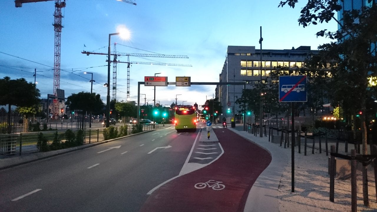 Longest day of the Year 2016 - Dronning Eufemias gate is still under construction. But buslanes and biking lanes seems to be completed