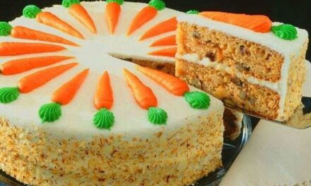 Surprise your friends with a delicious Carrot cake