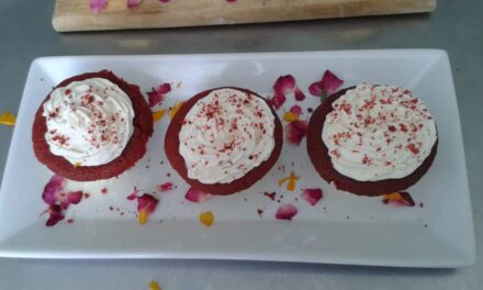 Amazing Carrot Cupcakes with Cream Cheese Recipe straight from Mexico