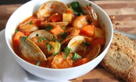 Delicious Seafood Soup Recipe that will Extend your Healthy Life
