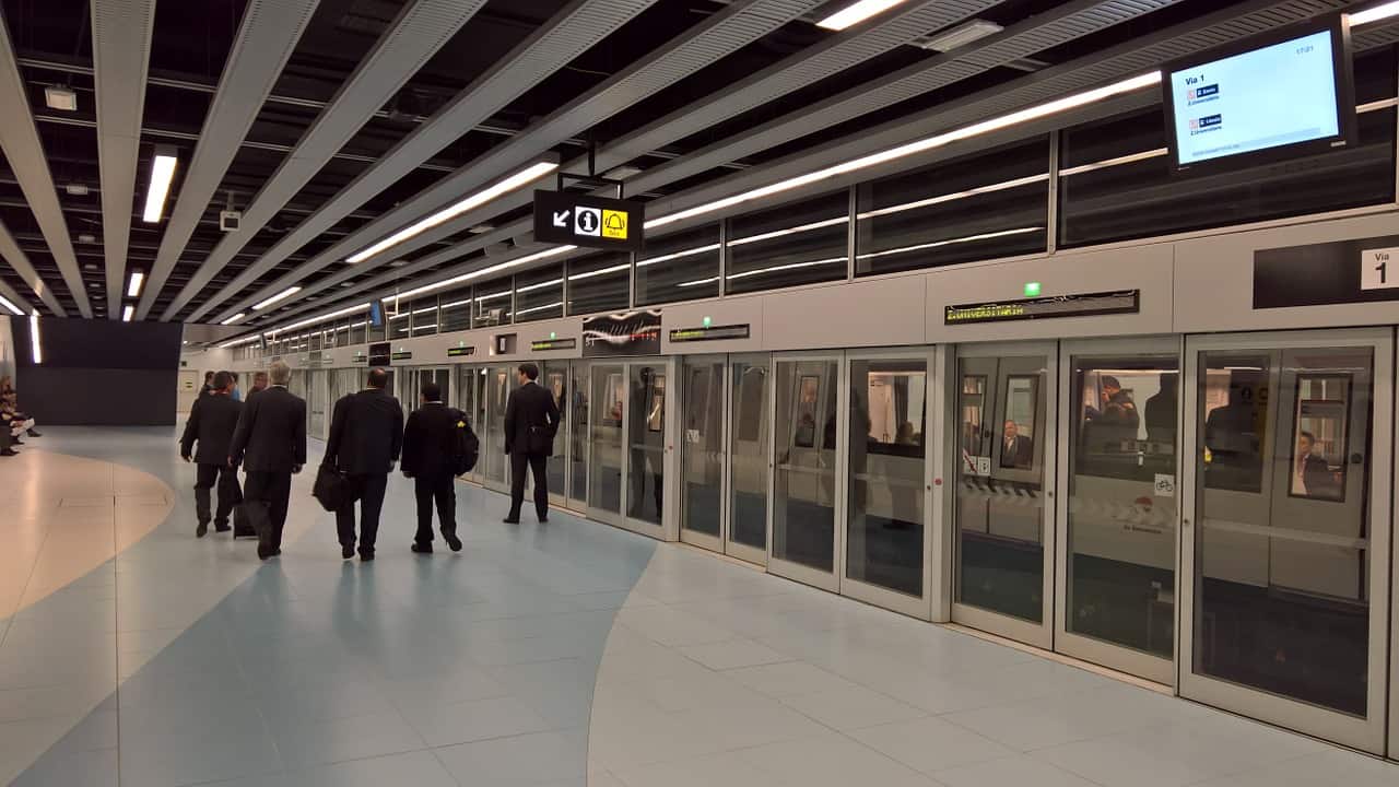 Barcelona Metro Distrita Transportation News
